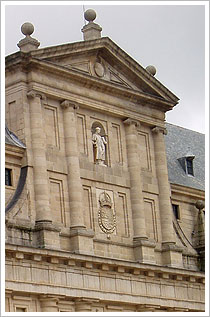 Fachada principal del Monasterio de El Escorial (siglo XVI), Juan de Herrera. María J. Fuente (col. particular, 2007) 